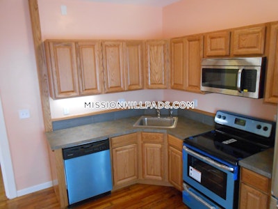 Mission Hill 4 Beds 1.5 Baths Boston - $6,400