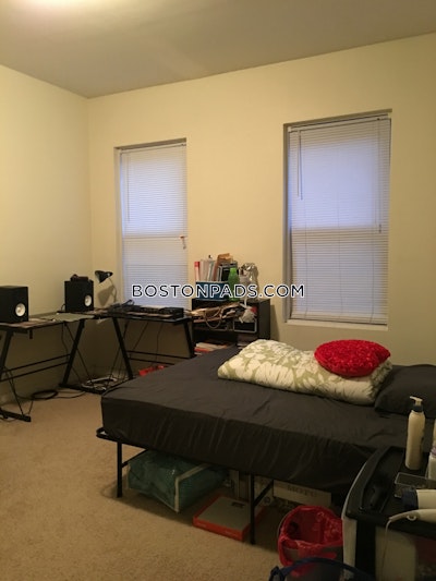 Northeastern/symphony 1 Bed 1 Bath Boston - $3,200