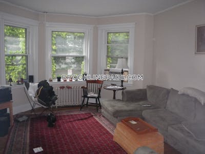 Brookline 3 Beds 2 Baths  Boston University - $5,200