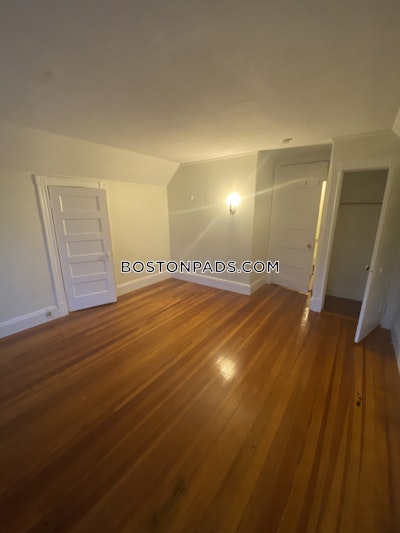 Malden 4 Bed, 2 Bath Unit - $3,800