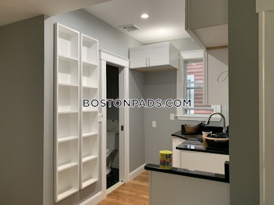 Mission Hill 5 Beds 2 Baths Boston - $6,750