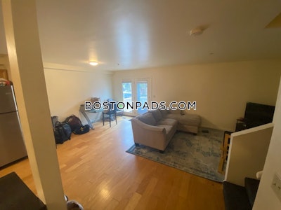 Lower Allston 4 Beds 2.5 Baths Boston - $5,000 No Fee