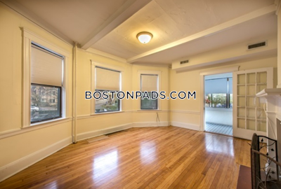 Brookline 4 Beds 2 Baths  Boston University - $4,800