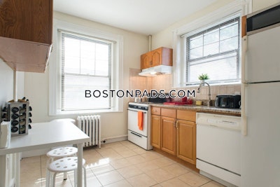 Brookline 4 Beds 2 Baths Coolidge Corner  Coolidge Corner - $5,300