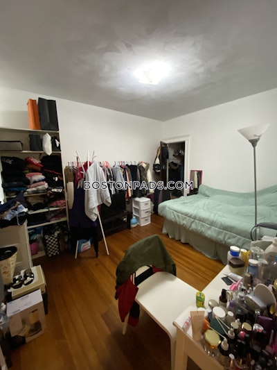 Allston 3 Beds 1.5 Baths Boston - $3,000 50% Fee