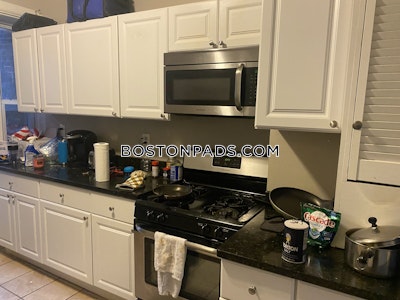 North End 2 Beds 1 Bath Boston - $3,150