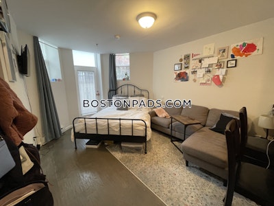 Fenway/kenmore Studio 1 Bath Boston - $2,200