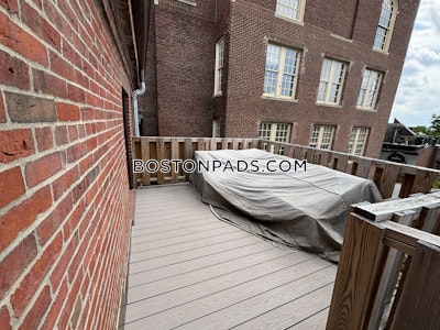 Beacon Hill Renovated 1 Bed 1 bath available NOW on Joy St in Beacon Hill! Boston - $4,050