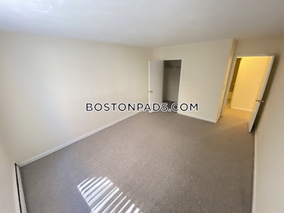 Watertown 1 Bed 1 Bath - $2,050