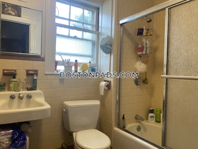 Somerville 5 Bed 2 Bath SOMERVILLE  Tufts - $7,800