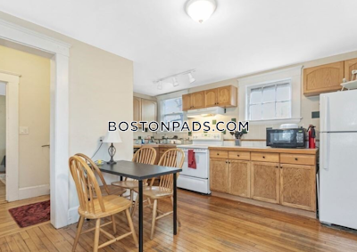 Waltham 5 Bed 2 Bath WALTHAM $4,000 - $3,850 50% Fee