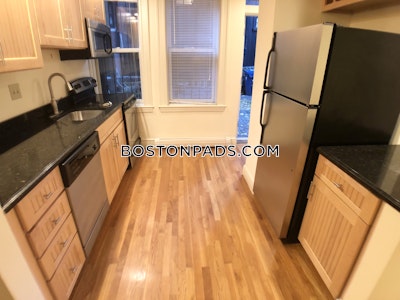 Back Bay 1 Bed 1 Bath Boston - $3,275