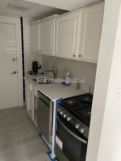 Brighton Studio 1 Bath Boston - $1,900 No Fee