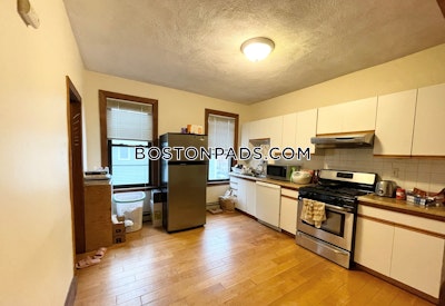 Mission Hill 3 Beds 1 Bath Boston - $5,100