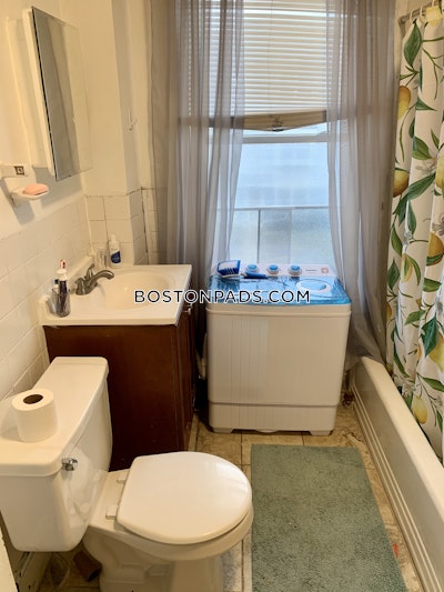 Mission Hill 2 Beds 1 Bath Boston - $2,650