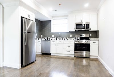 Allston 2 Beds 2 Baths Boston - $3,495 No Fee