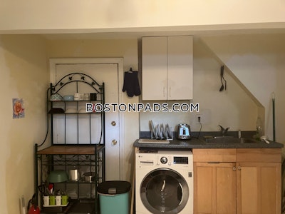 Cambridge Apartment for rent 1 Bedroom 1 Bath  Kendall Square - $2,500