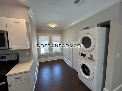 Waltham Apartment for rent 3 Bedrooms 1 Bath - $3,100